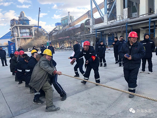 公司舉辦“愛我中華，慶祝新中國70周年”職工拔河、趣味運(yùn)動(dòng)聯(lián)誼賽——剪影